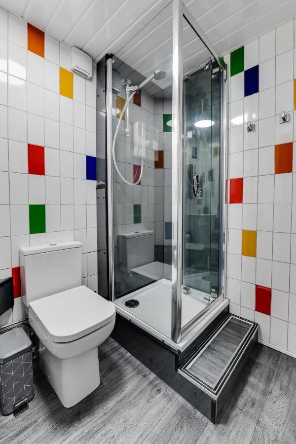 1 Bedroom Swinley Apartment L Free Parking L Wigan Royal Infirmary L Haigh Hall L Central Location ภายนอก รูปภาพ