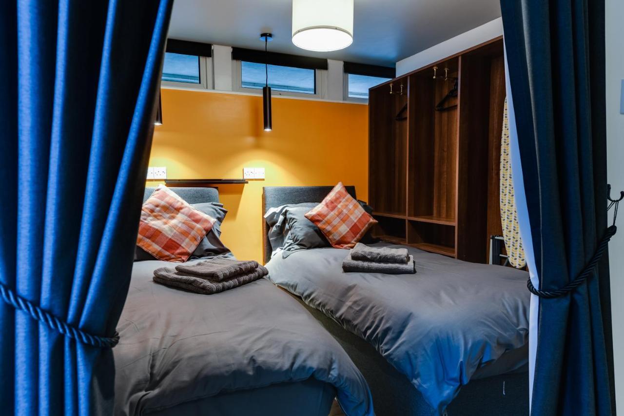 1 Bedroom Swinley Apartment L Free Parking L Wigan Royal Infirmary L Haigh Hall L Central Location ภายนอก รูปภาพ